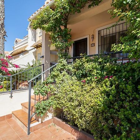 Heads 2 Holiday Homes Apartment Villamartin  Εξωτερικό φωτογραφία