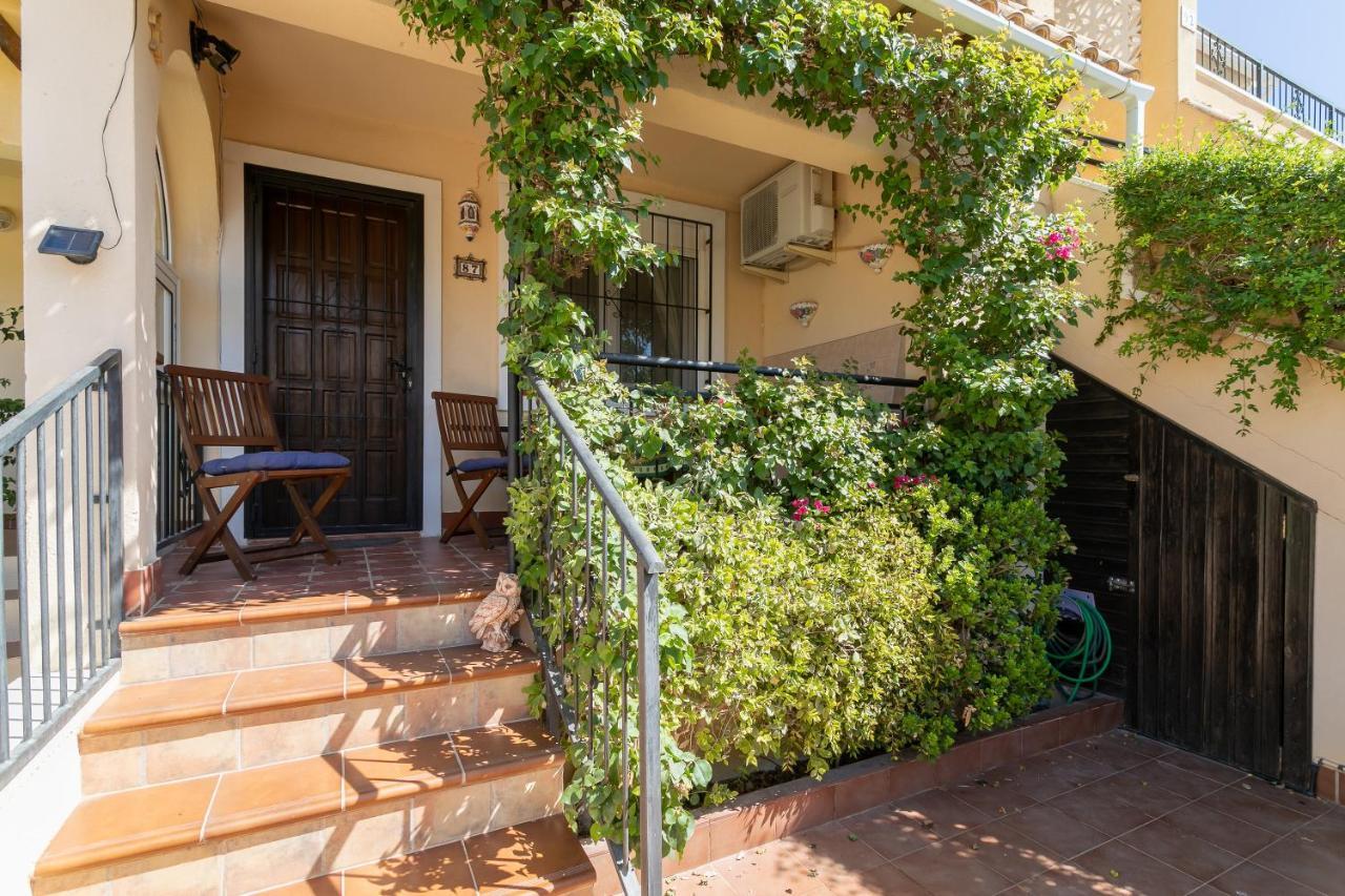 Heads 2 Holiday Homes Apartment Villamartin  Εξωτερικό φωτογραφία