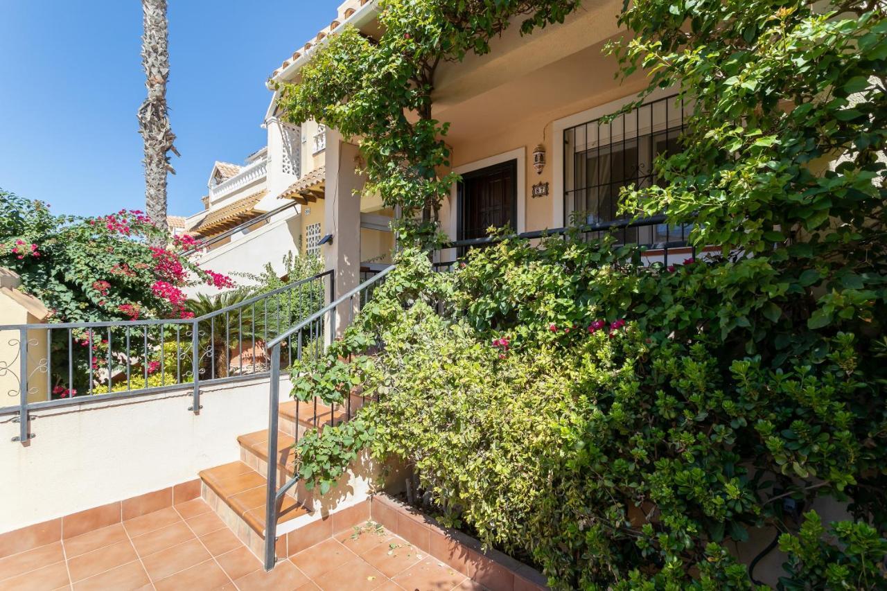 Heads 2 Holiday Homes Apartment Villamartin  Εξωτερικό φωτογραφία