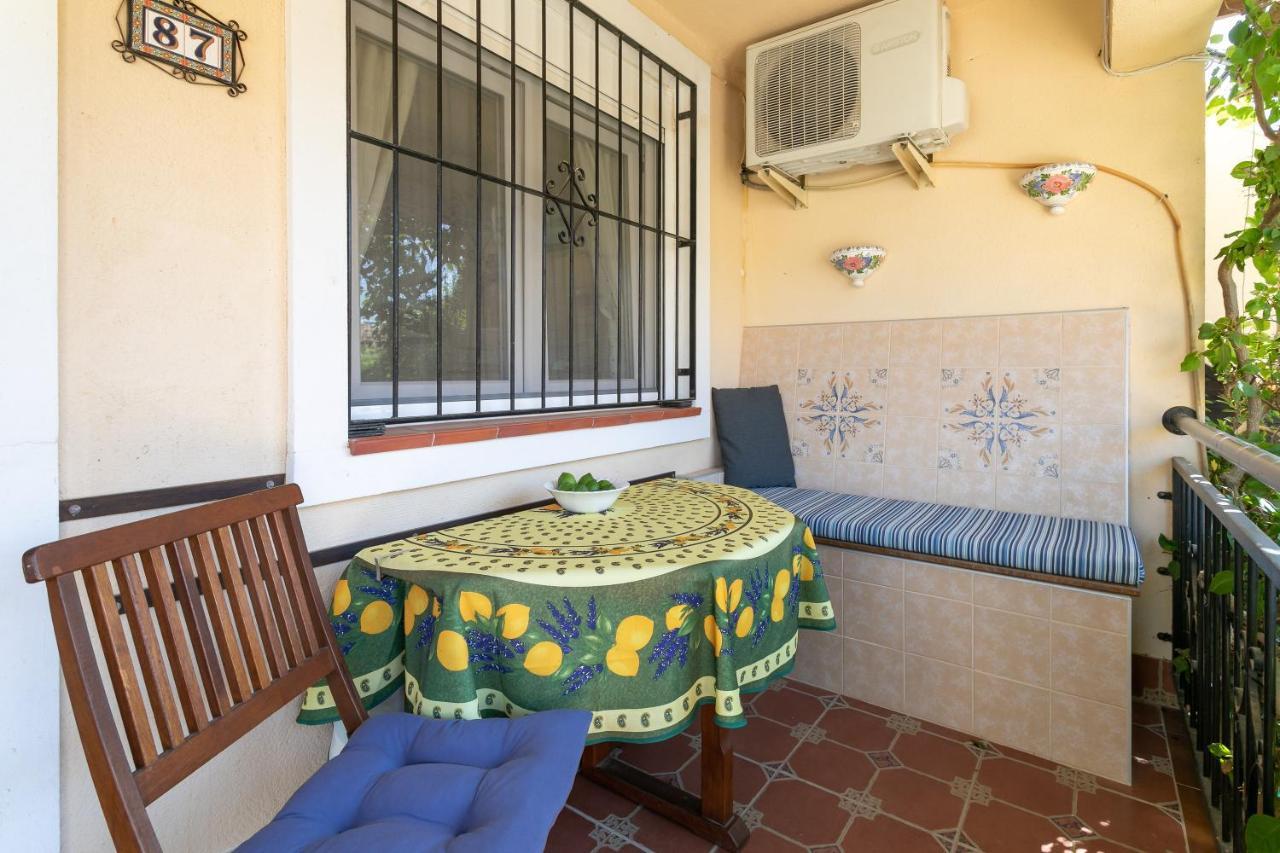 Heads 2 Holiday Homes Apartment Villamartin  Εξωτερικό φωτογραφία